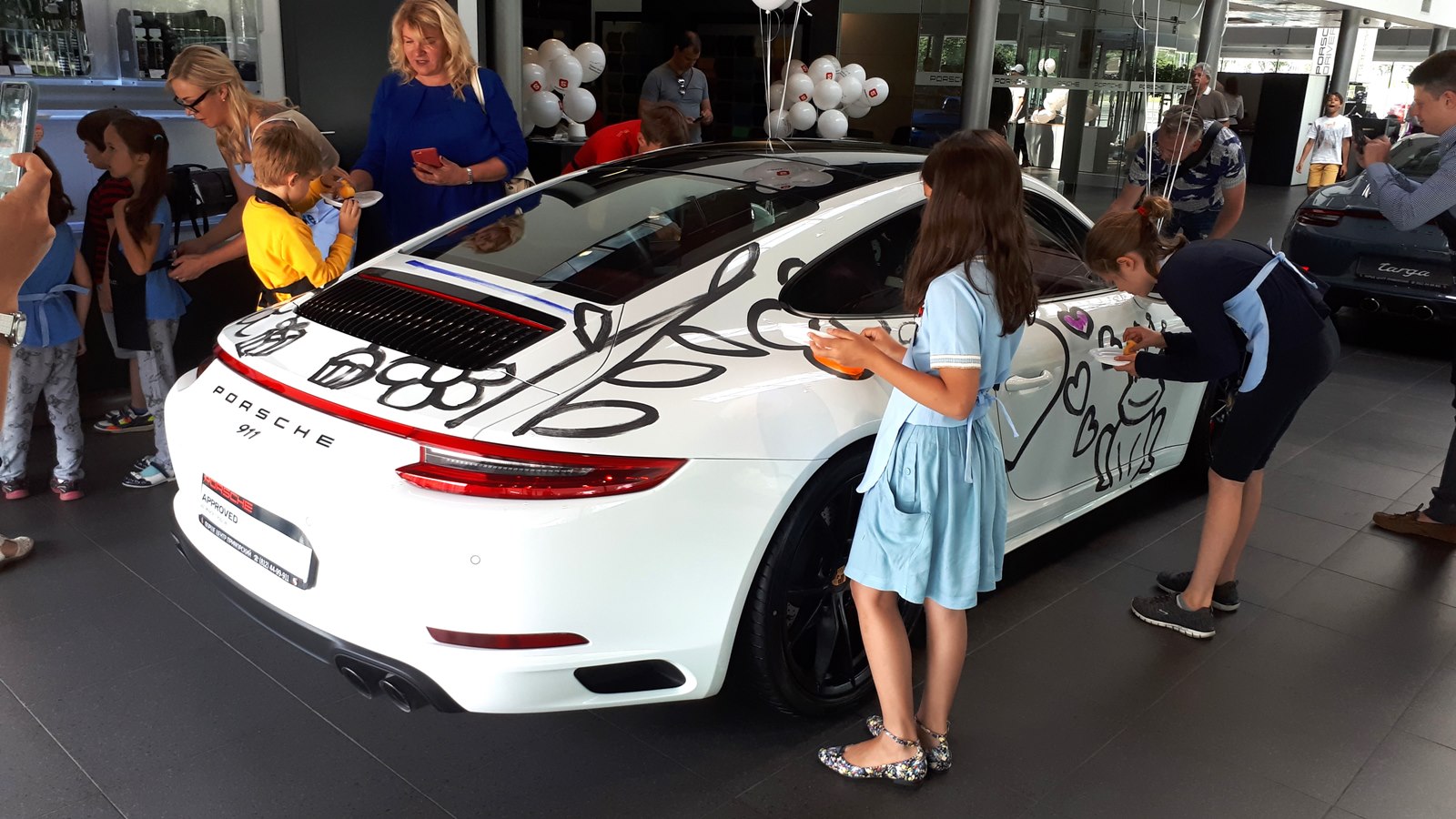 Семейный день открытых дверей Porsche Approved Day Семейный день открытых дверей Porsche Approved Day
