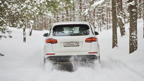 Porsche Driving Experience - зимний тест-драйв внедорожников